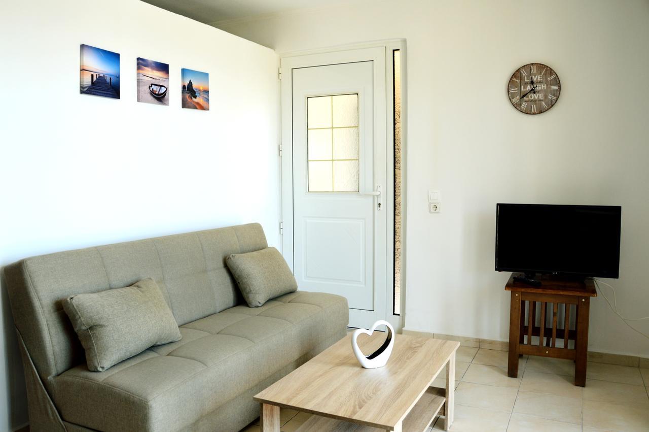 Sky-Line Apartments Afantou Extérieur photo